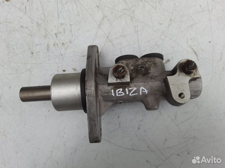Главный тормозной цилиндр Сеат Ибица 2
