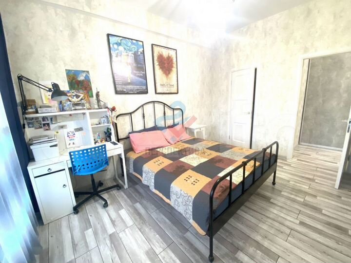 3-к. квартира, 80 м², 1/8 эт.