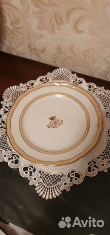 Старинная фарфоровая тарелка.19 век