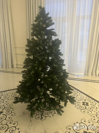 Ель искуственная 210 заснеженная бу