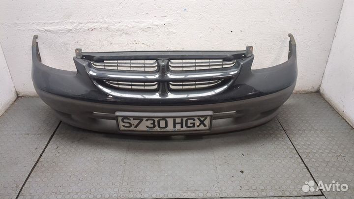 Бампер Chrysler Voyager, 1998