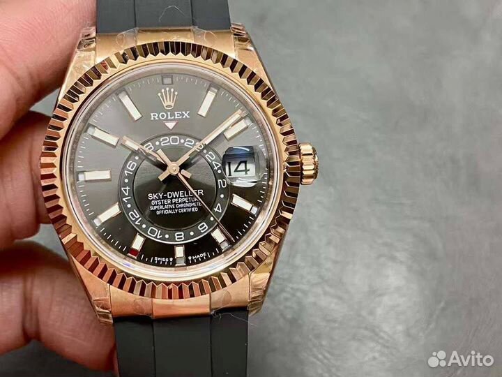 Часы мужские Rolex Sky-Dweller Command