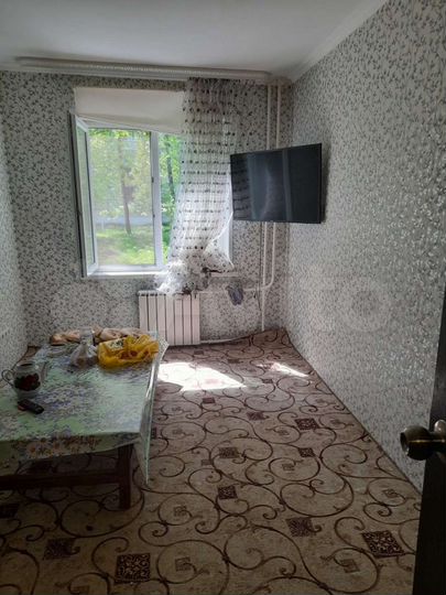 Комната 12 м² в 3-к., 1/5 эт.