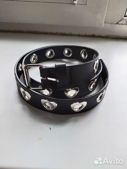 Ремень женский с сердечками h&m