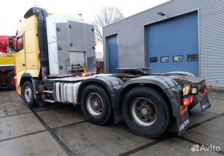 В разборке грузовик Volvo,FH 2008-2013