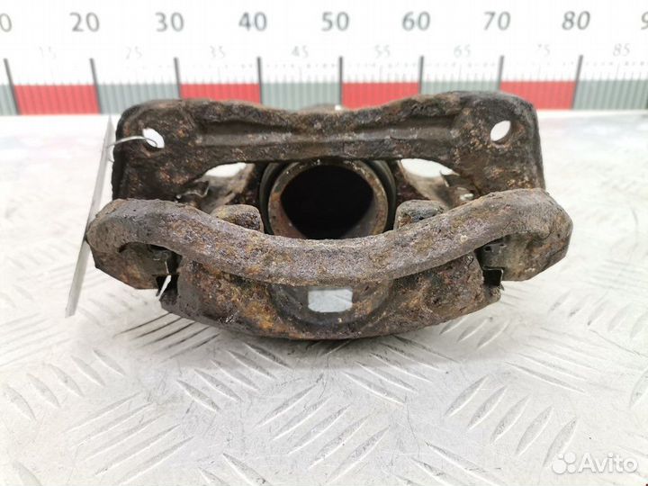 Суппорт передний левый Hyundai Getz рест. 2006