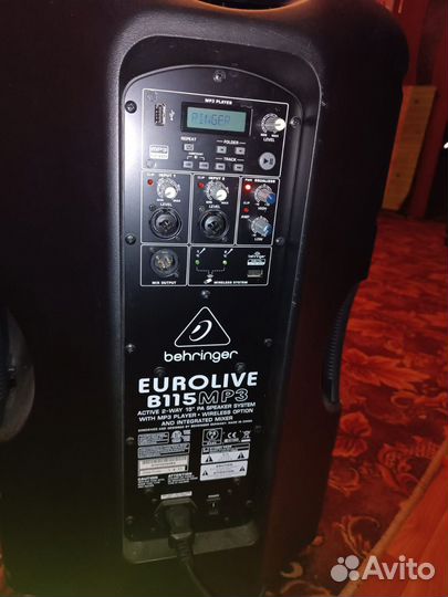 Behringer B115MP3