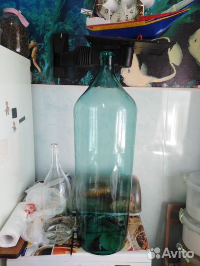 Бутылки стеклянные
