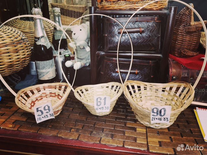 Корзины плетеные для цветов и подарков