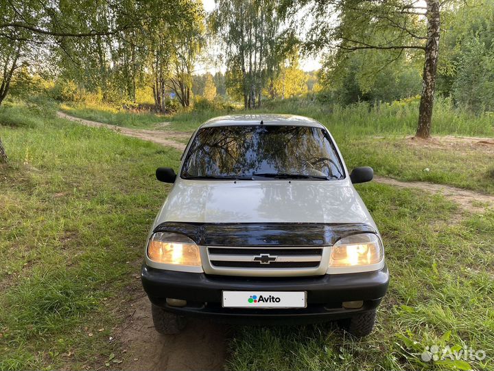 Chevrolet Niva, 2005