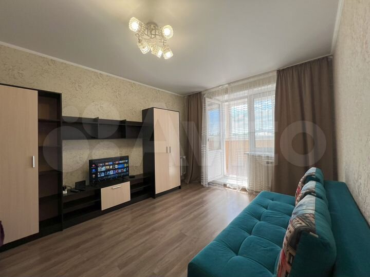 2-к. квартира, 63 м², 3/17 эт.