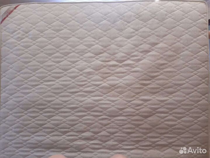 Матрас 160х200 22см