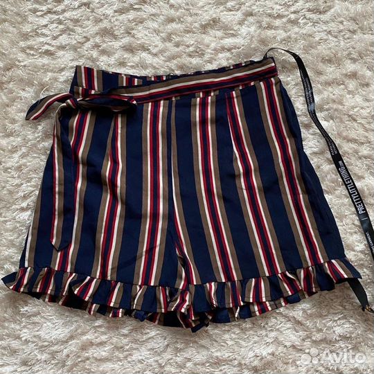 Шорты PrettyLittleThing