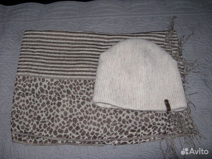 Комплект шапка и шарф женский