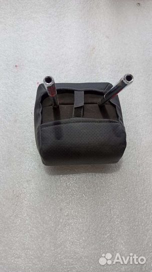 Подголовник переднего сидения Chevrolet Cruze
