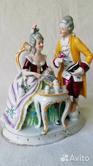 Антикварная статуэтка. Фарфор. Германия