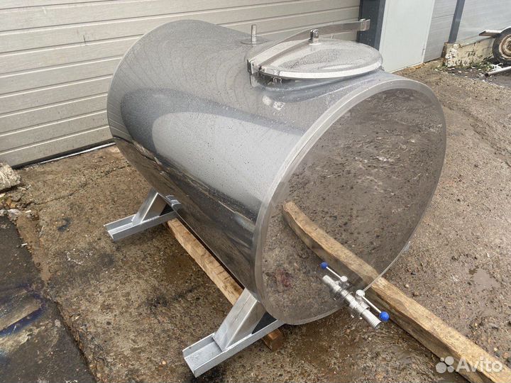 Термос цилиндрический, стационарный