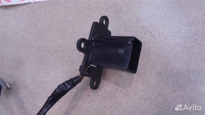 Проводка двери задней левой Cadillac SRX 2003-2009