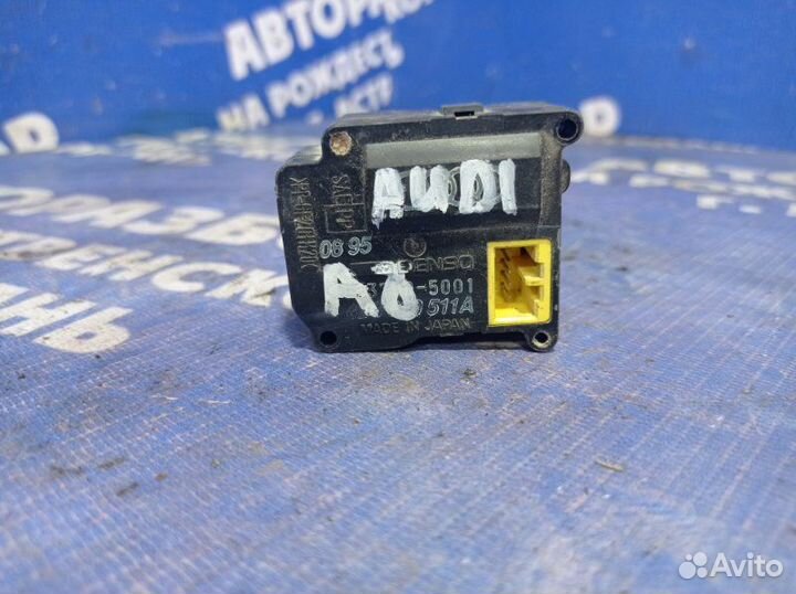 Моторчик заслонок отопителя Audi A8 седан ABZ 1996