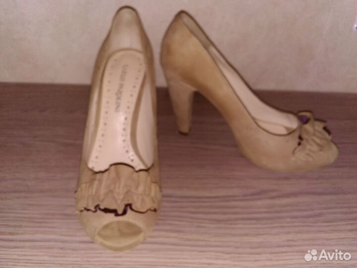 Туфли 35 замша Carlo Pazolini