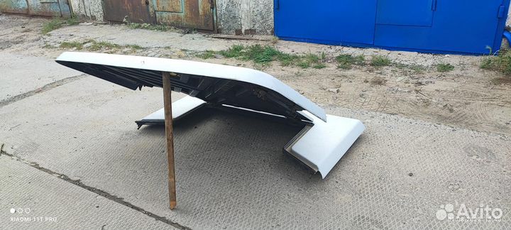 Крышка багажника Фольксваген amarok