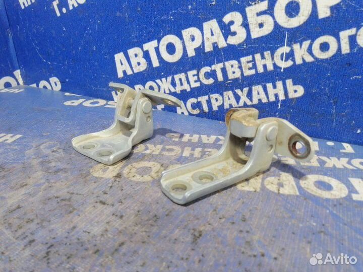 Петля двери Chery Qq6 седан 2007