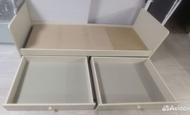 Детская кроватка трансформер с маятником