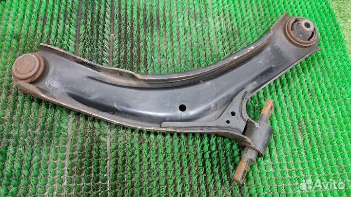 Рычаг передний левый нижний Nissan Qashqai J10 20