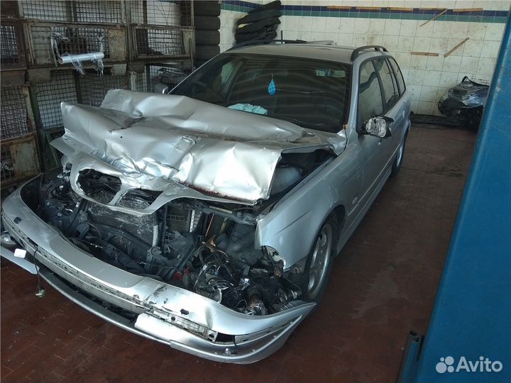 Разбор на запчасти BMW 5 E39 1995-2003