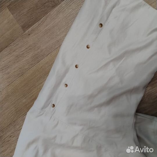 Отдам бесплатно женские вещи 50р