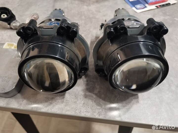 Продам блок розжига ксенона Toyota wish zge20