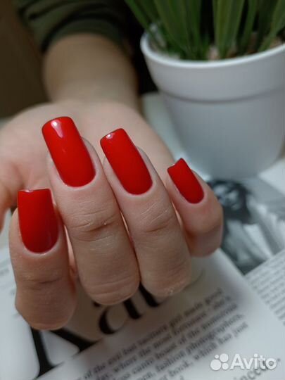 Маникюр, педикюр, гель лак