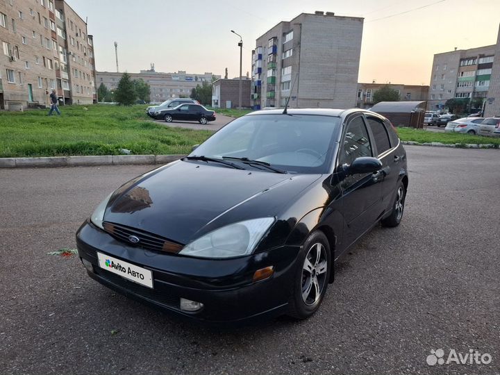 Ford Focus 2.0 МТ, 2002, 180 000 км