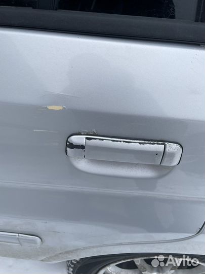 Дверь задняя левая в сборе