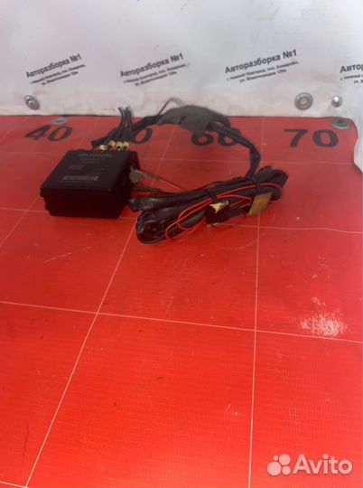 Блок управления парктроником Toyota Auris ZRE151