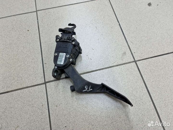 Педаль газа VW Transporter T5 7H1721503 /2003-2015