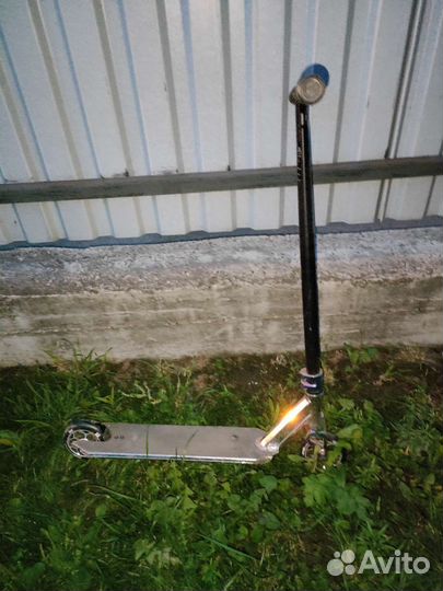 Трюковой самокат