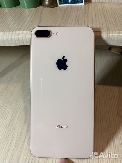 iPhone 8 Plus, 256 ГБ