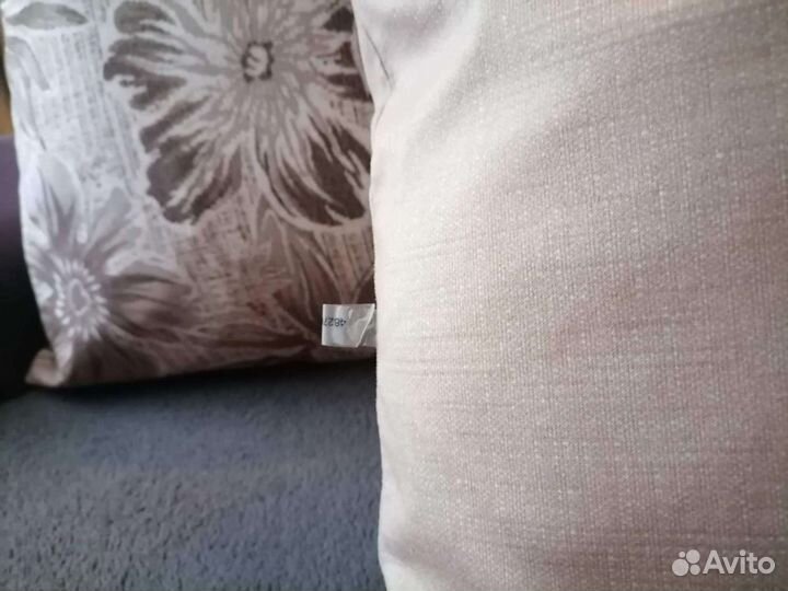 Диванные подушки новые 60*60