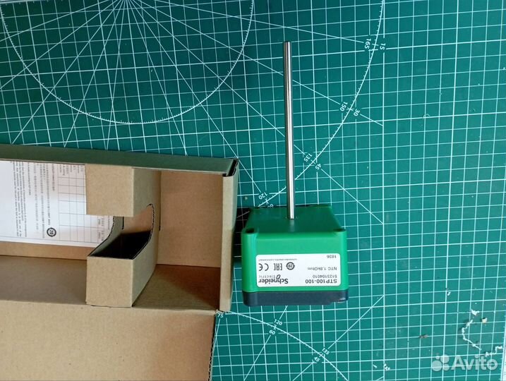 Датчик температуры канальный STP100-100 Schneider