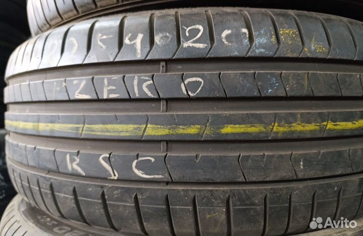 Pirelli P Zero PZ4 225/40 R20