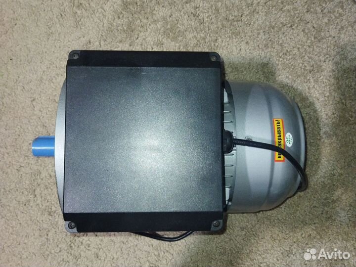 Электродвигатель 220в 1.5 квт 2800об/мин