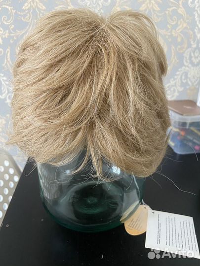 Парик женский