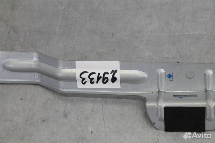 Кронштейн ручки Nissan Qashqai J11