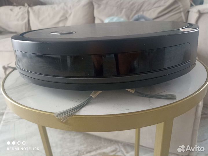 Робот пылесос redmond