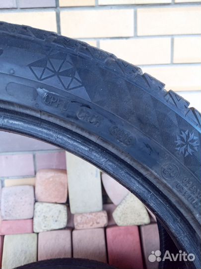 Continental ContiVikingContact 7 235/45 R18 98T