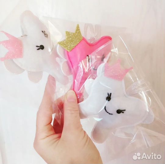 Вязаный зубик