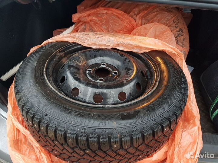 Gislaved Nord Frost 200 185/65 R15