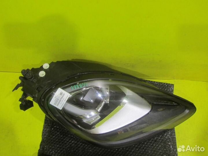 Фара правая Porsche Cayenne