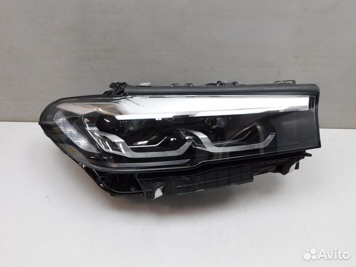 Фара правая BMW 5-Series/M5